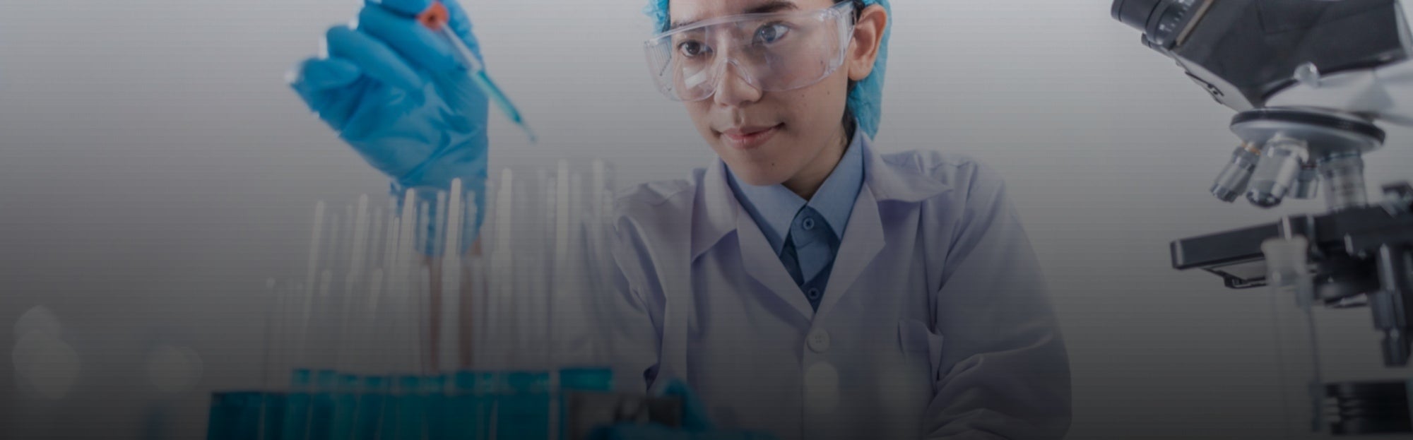 Fabricación de Productos Farmacéuticos, Biotecnológicos y Afines, el Grado que deberías estudiar si te gusta la química