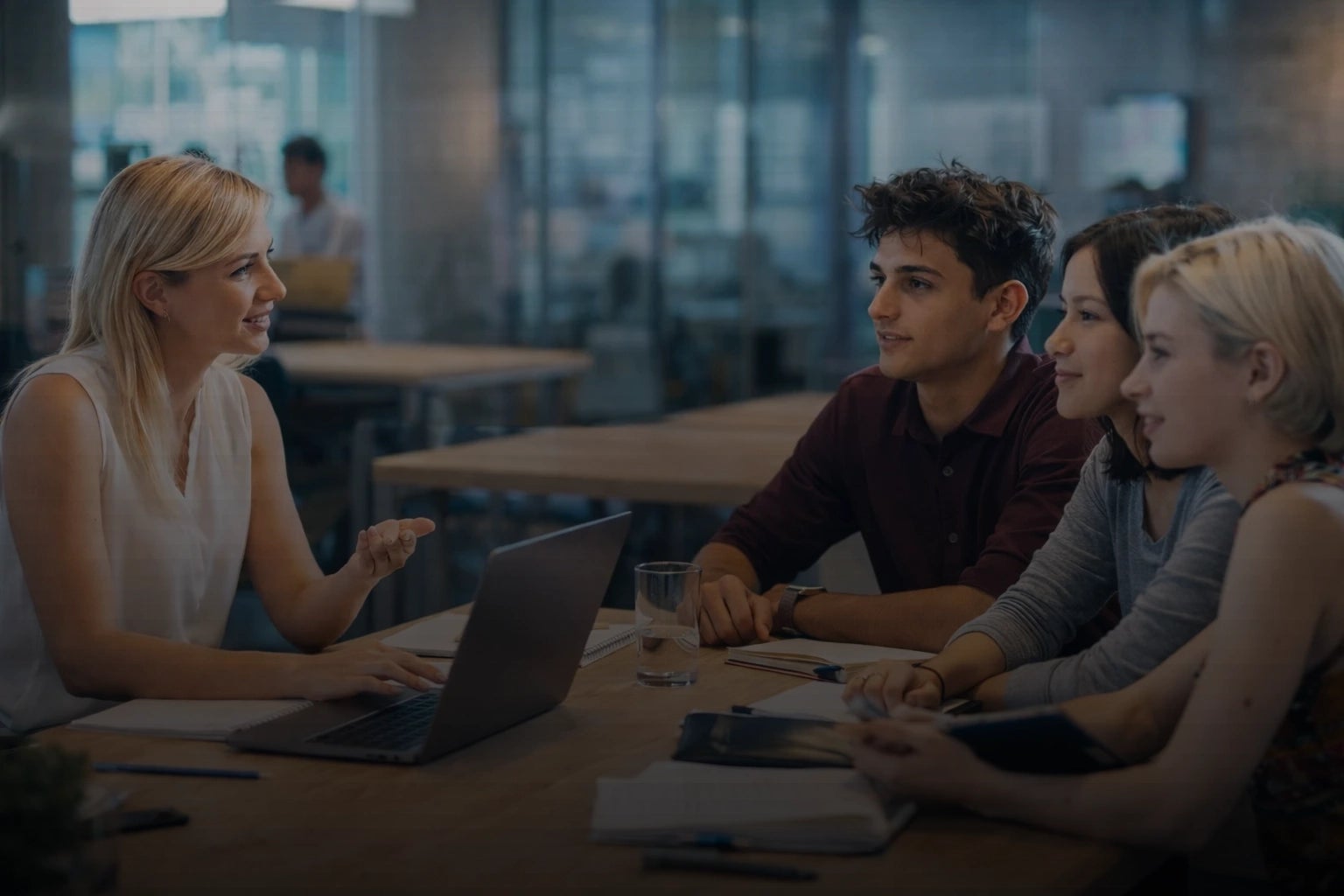 Sesión de orientación profesional con alumno