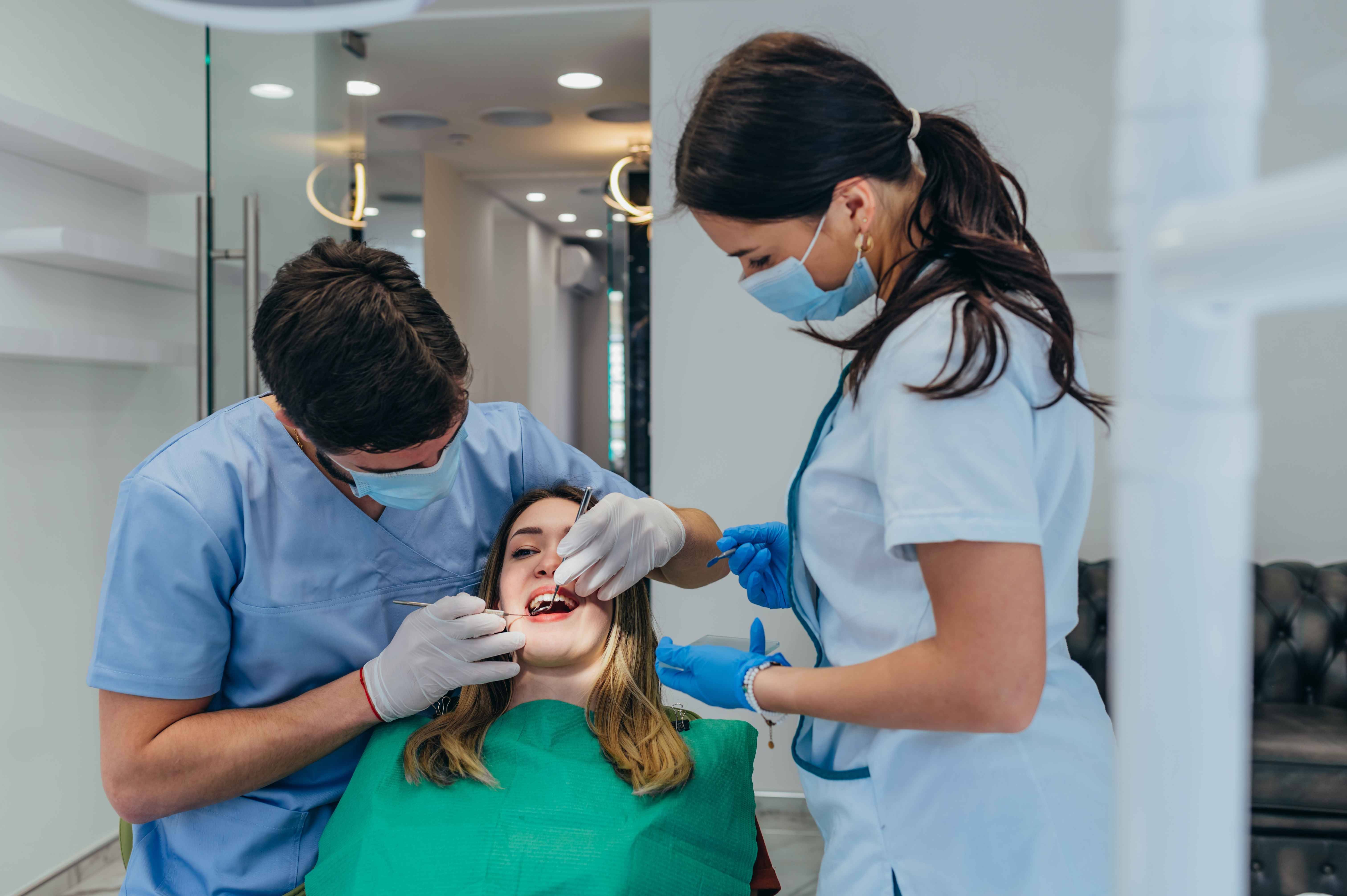 Comparativa de estudios de Prótesis Dentales en Madrid