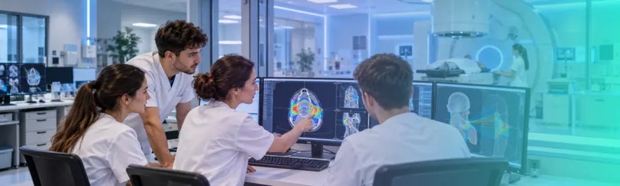 Imagen alumnado cursando la FP de XTART Técnico Superior en Radioterapia y Dosimetría en Madrid